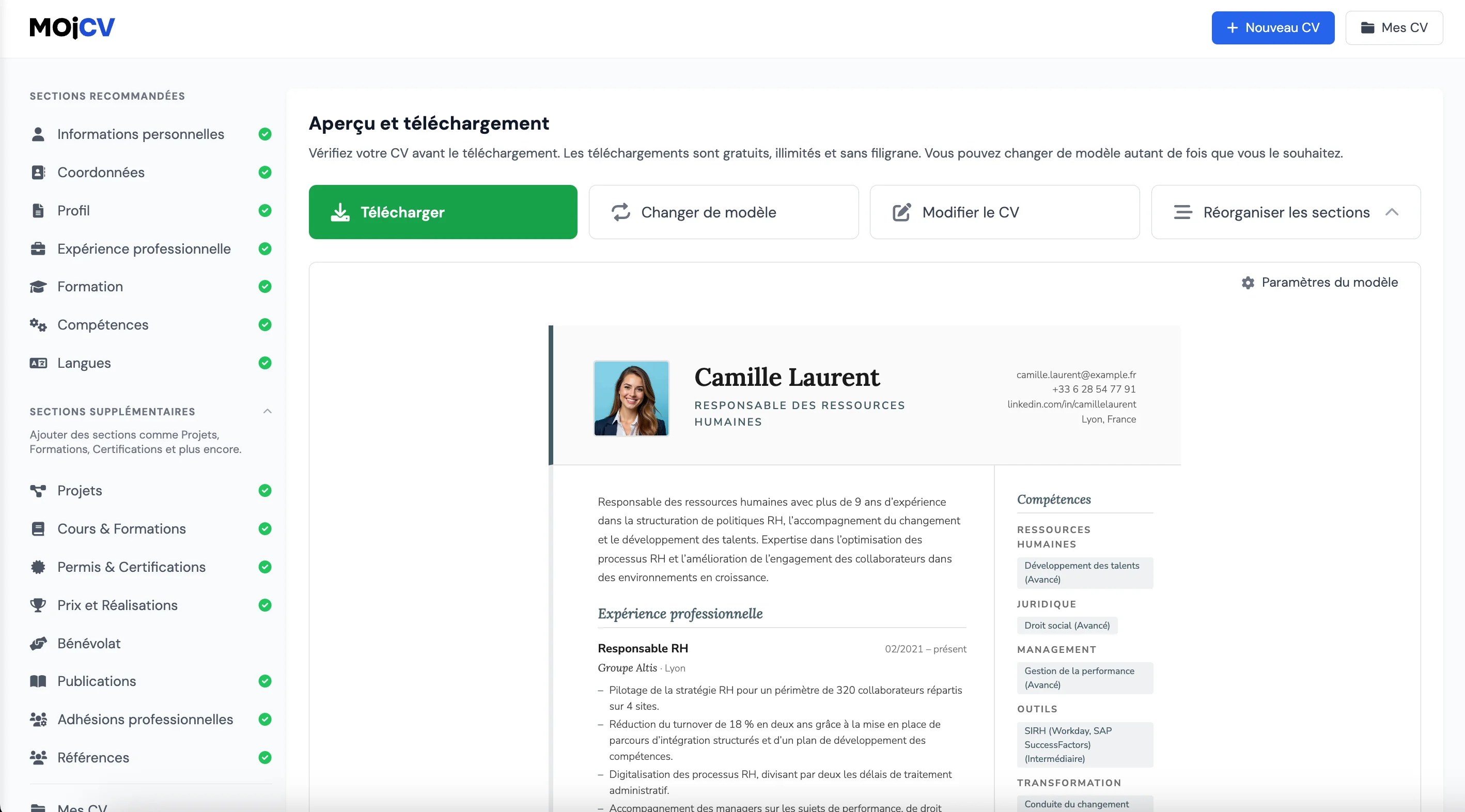 Rubriques du CV dans l'éditeur MojCV, toutes les sections disponibles gratuitement