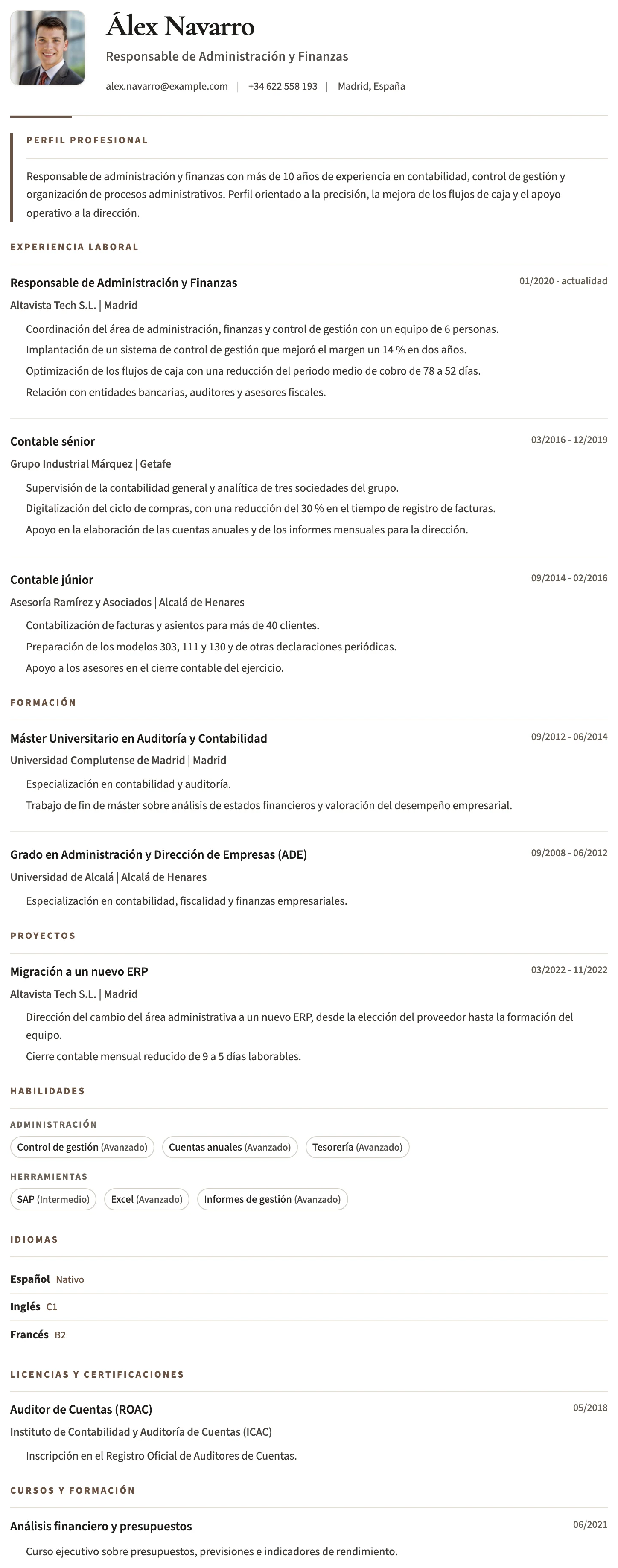 Plantilla de CV Bristol