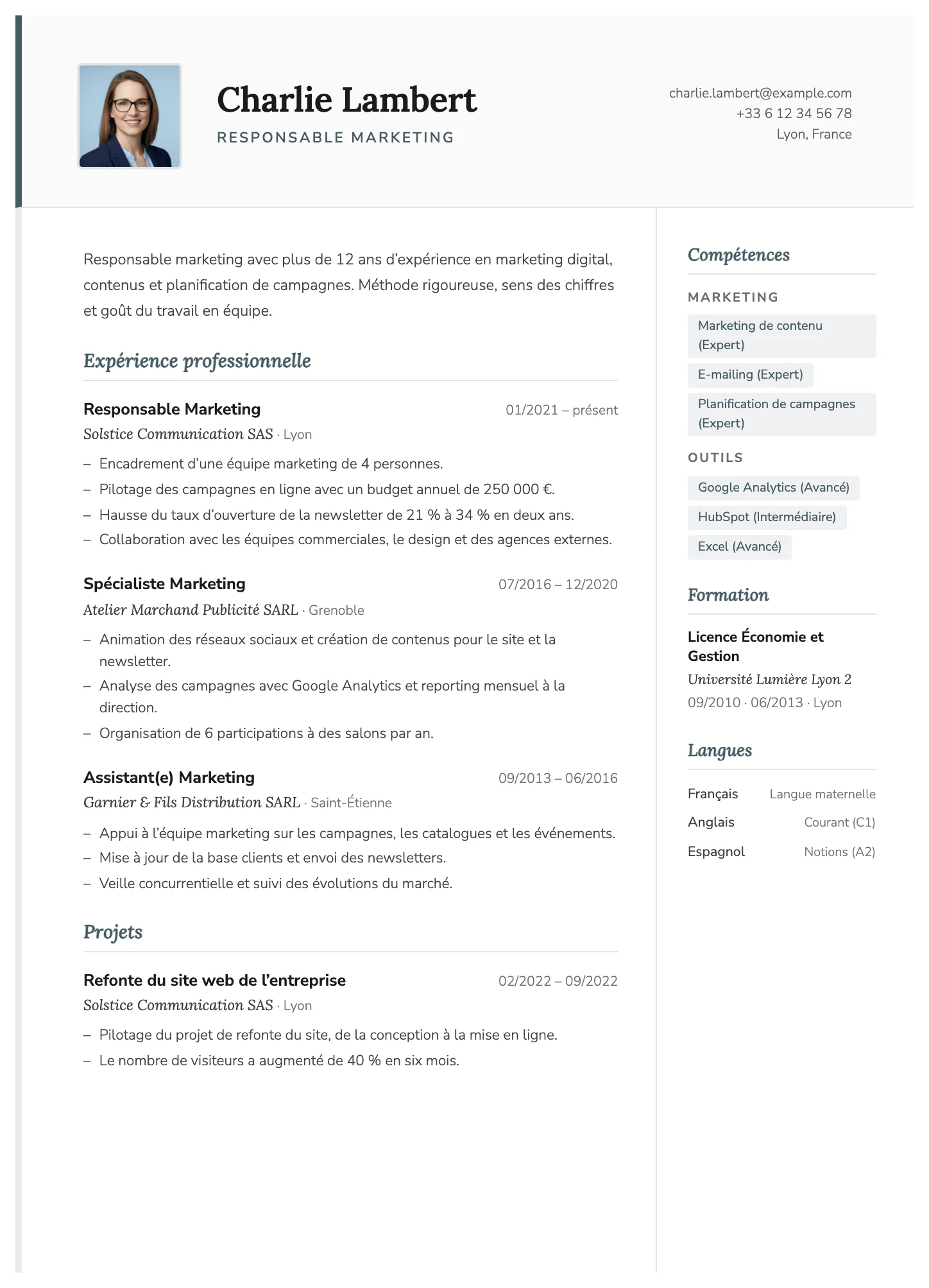 Paris CV template